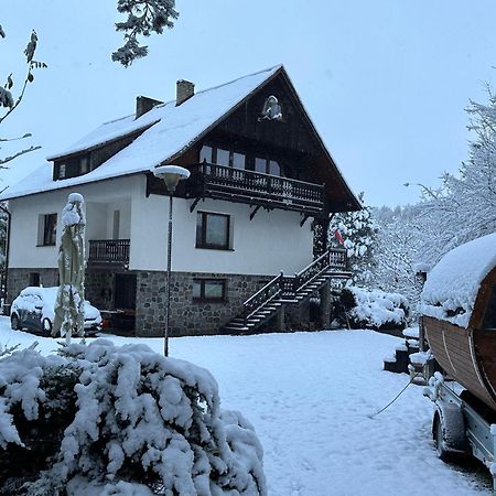 Lesniczowka Wiezyca I Domki ชิมบาร์ก ภายนอก รูปภาพ